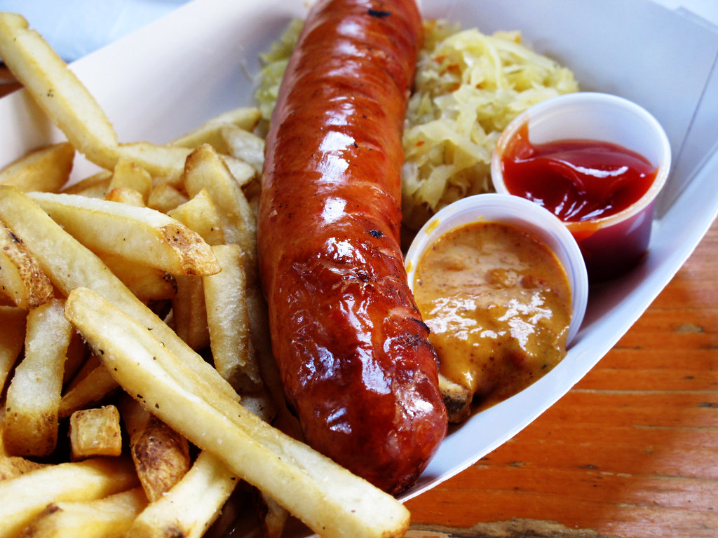 cover Remarkable diversity of sausage styles persists today