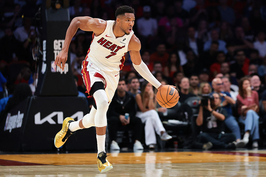 cover Wolves spoil Giannis&#8217; Heat debut