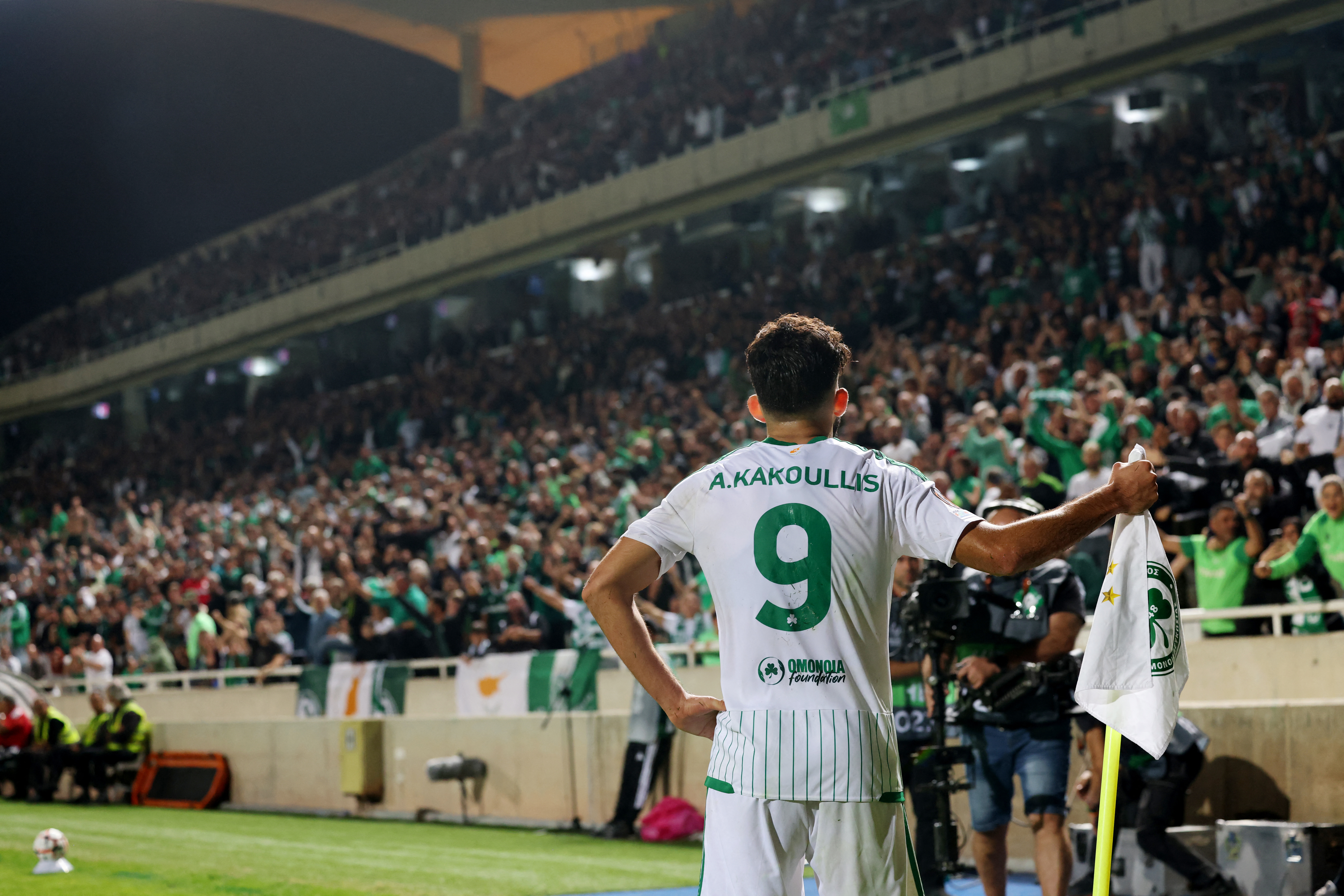 cover Omonia thrashed by Benfica, Juve salvage draw