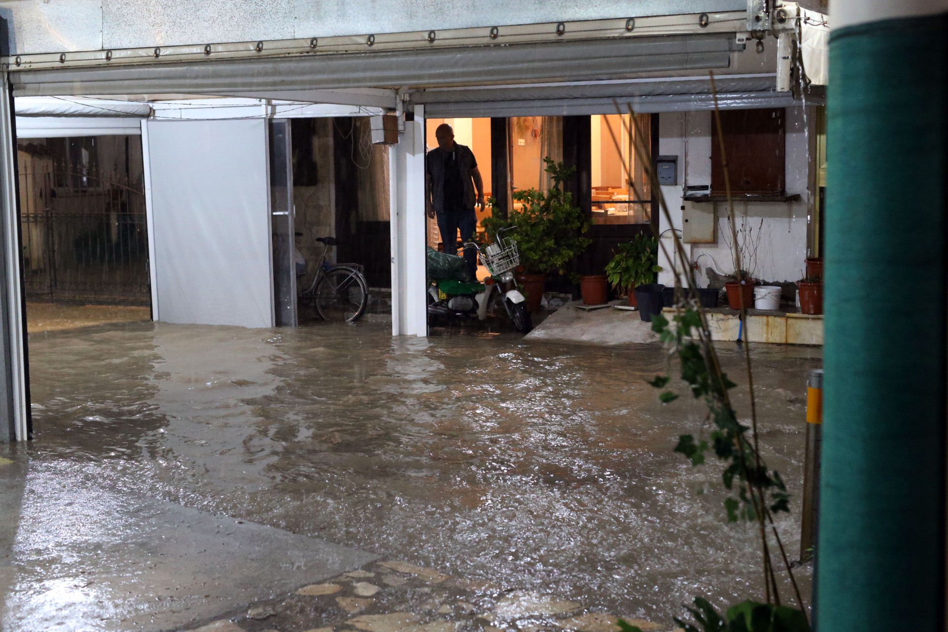 cover Rain and isolated thunderstorms expected but weather gradually improving