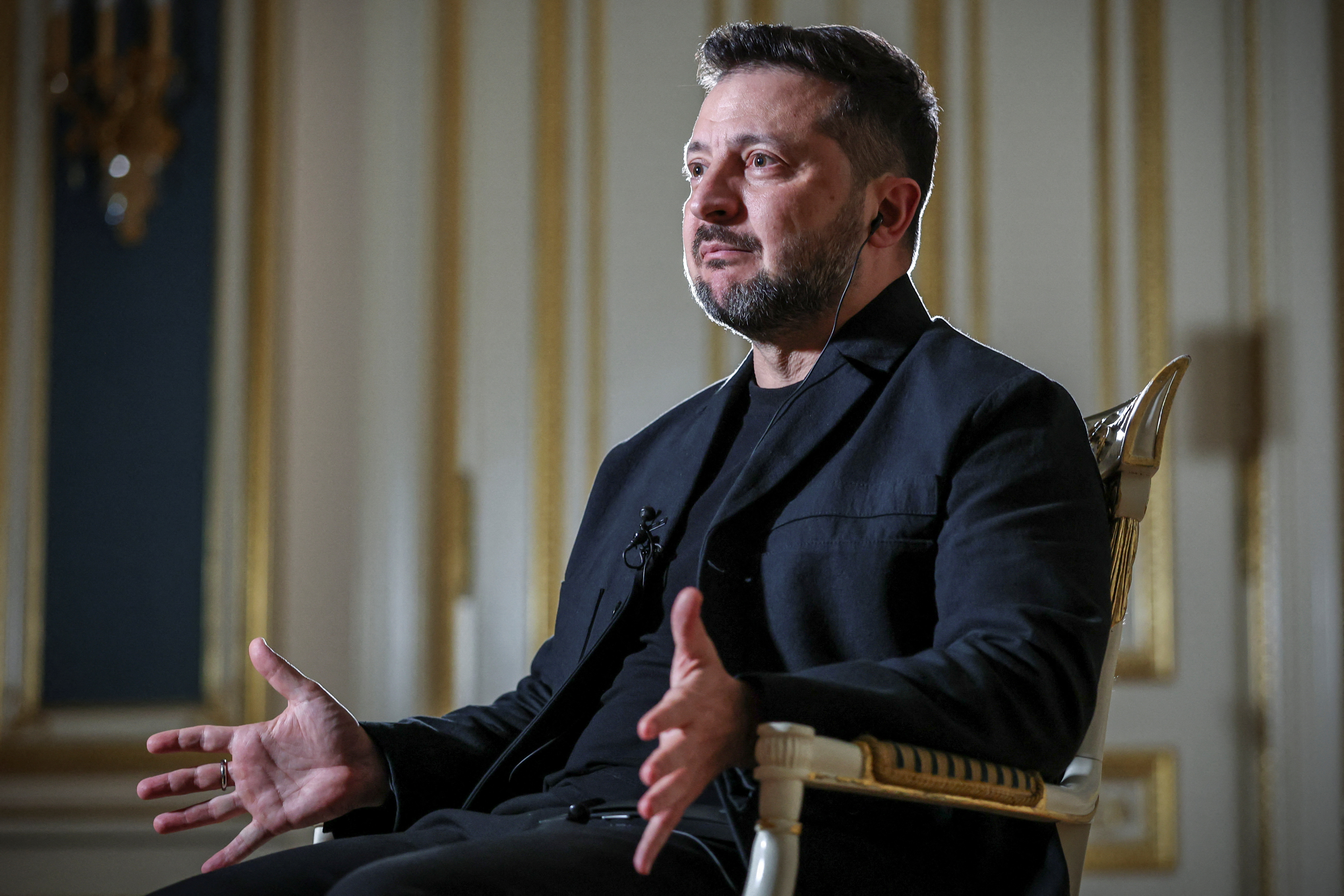 cover Russia to intensify strikes on Ukraine after Zelenskiy interview
