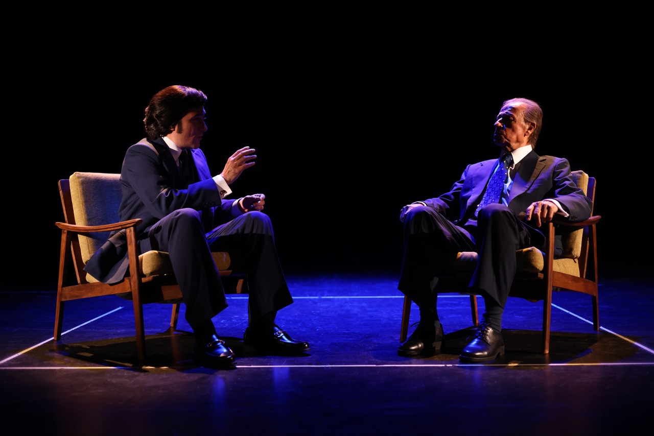image Frost/Nixon: the historic interview comes to the theatre in Greek
